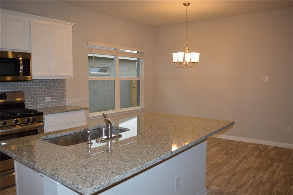 2800 Bridekirk Dr, Round Rock, TX 78664