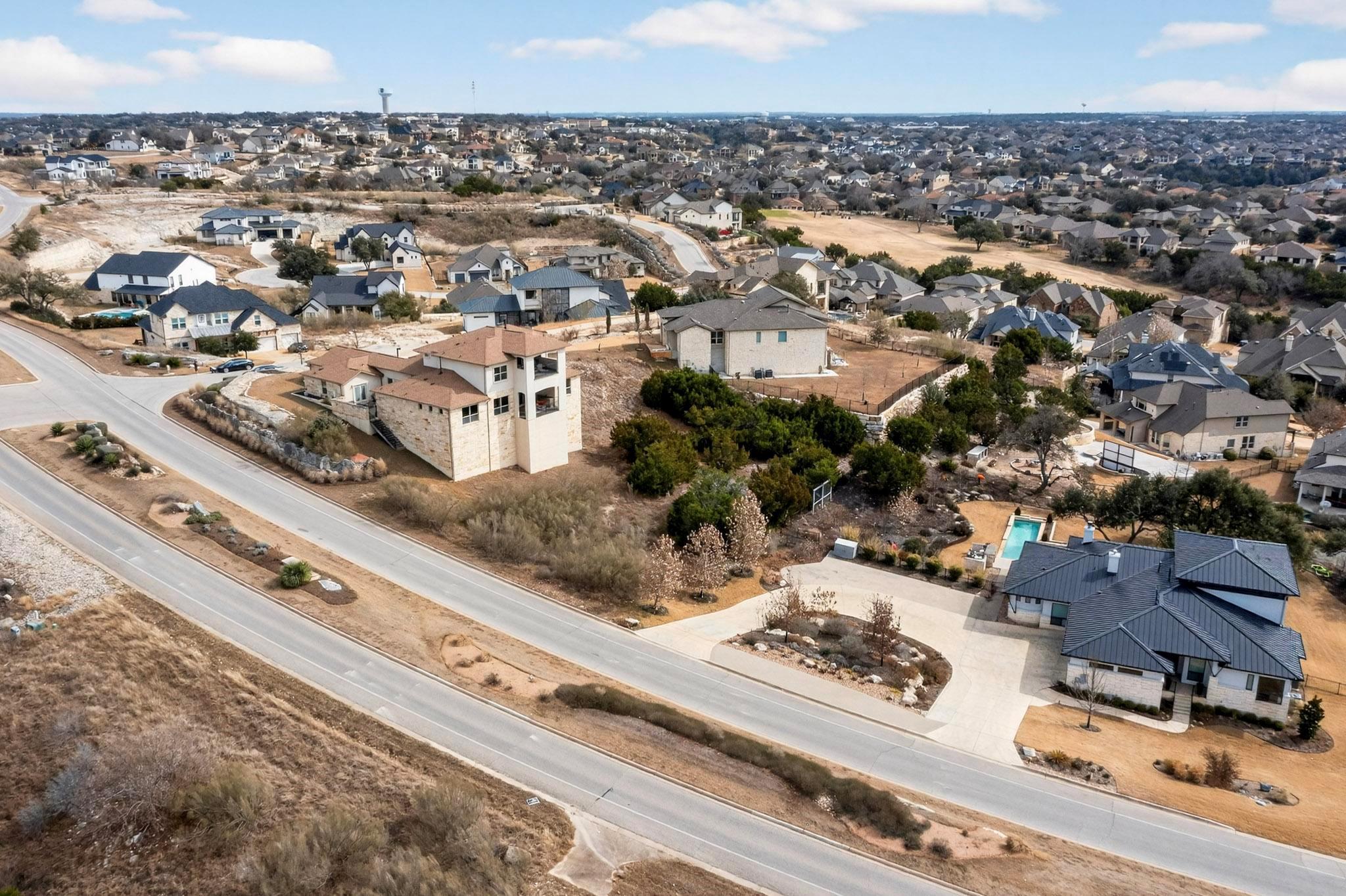 1505 Chalk Bluff Ct, Leander, TX 78641