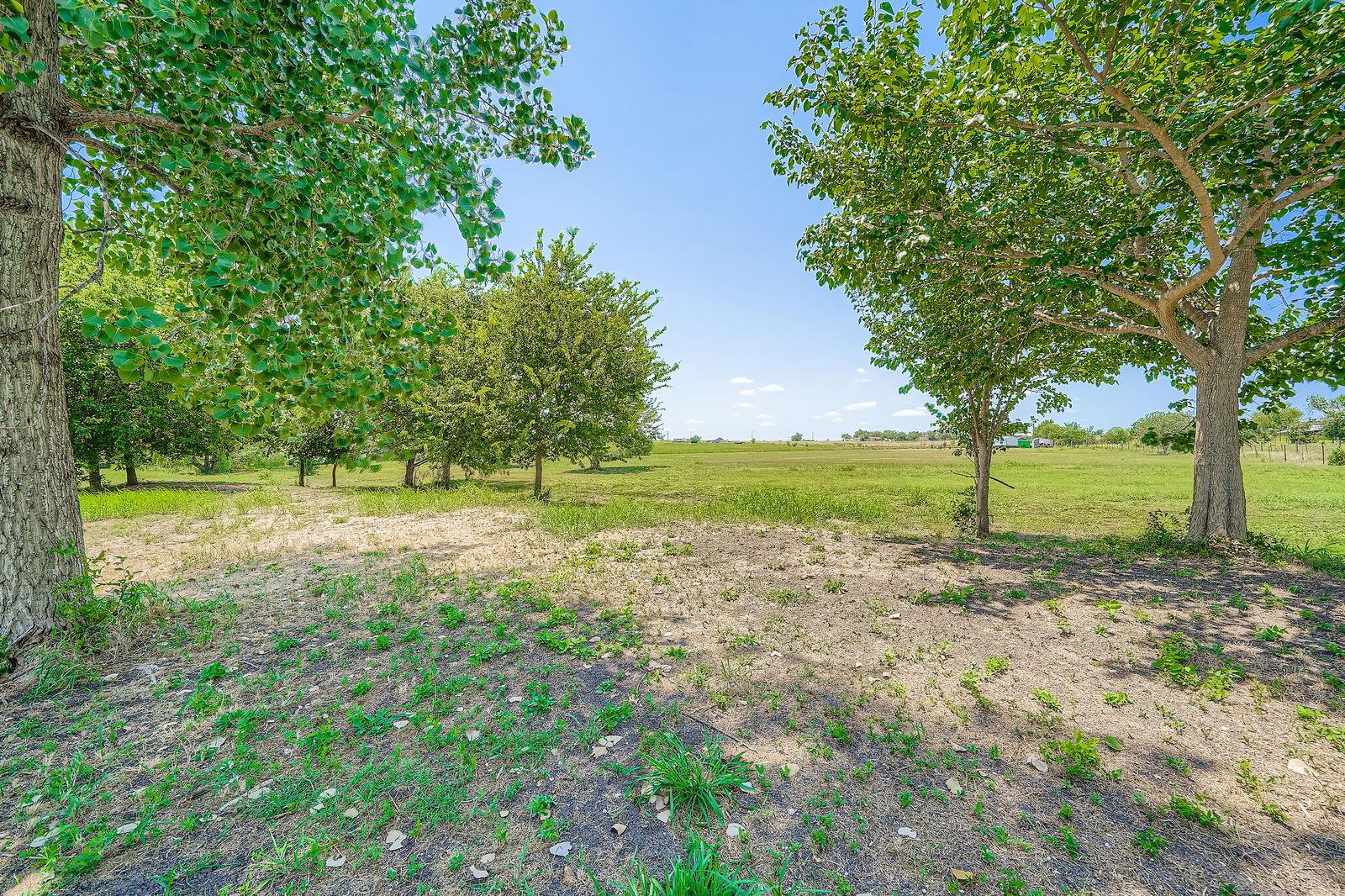 415 County Road 154, Georgetown, TX 78626