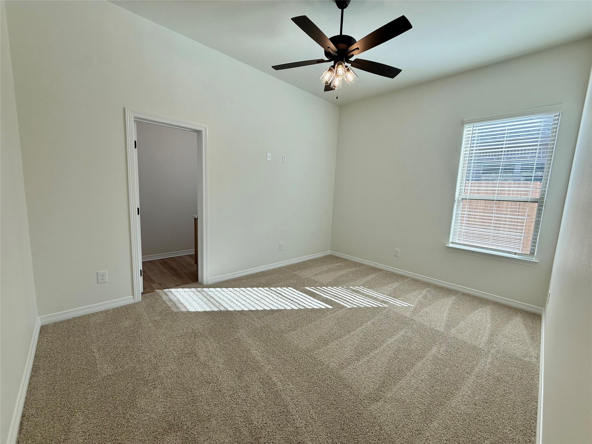 718 Eagle Claw Dr, Salado, TX 76571