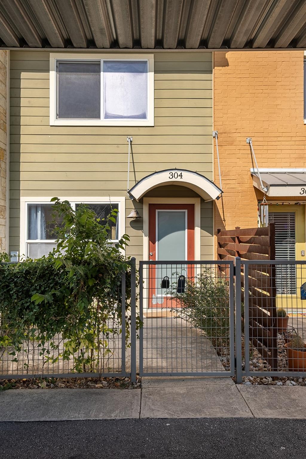 1101 Grove Blvd # 304, Austin, TX 78741