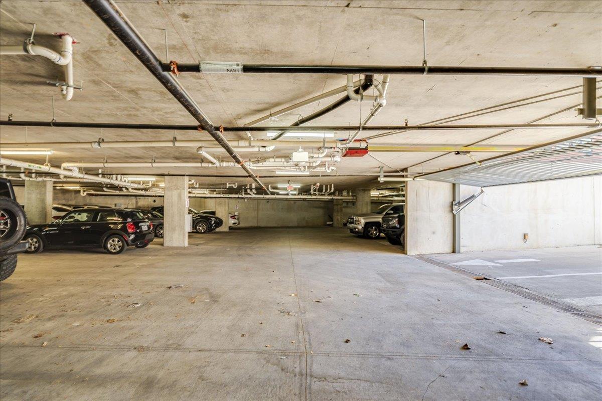 3000 Duval St # 203, Austin, TX 78705