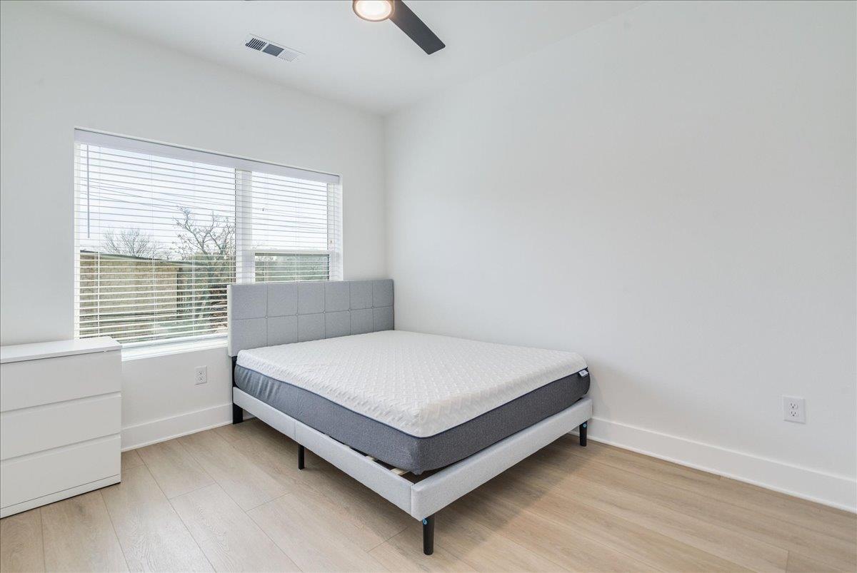 3000 Duval St # 203, Austin, TX 78705