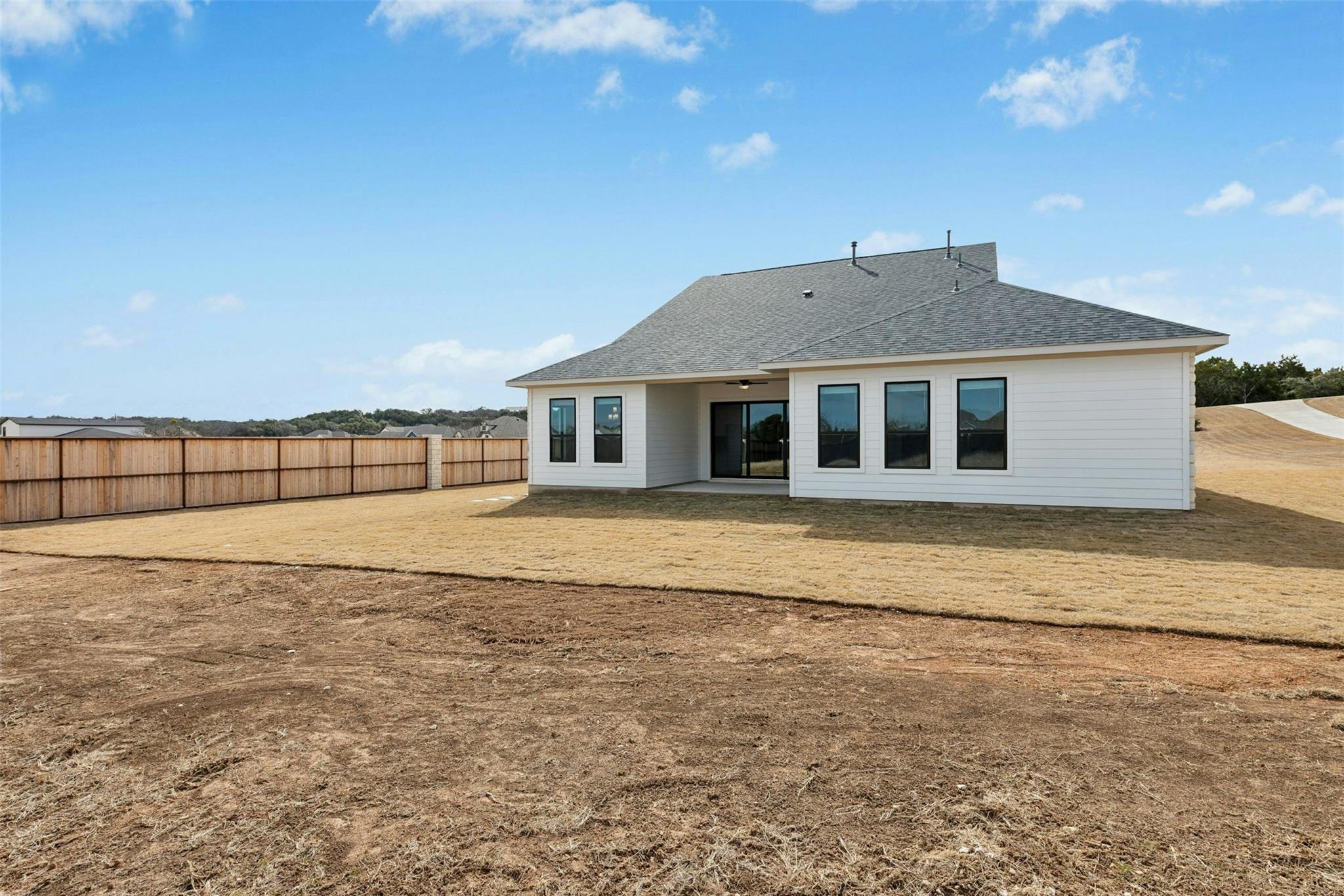 109 McNaughton Dr, Liberty Hill, TX 78642