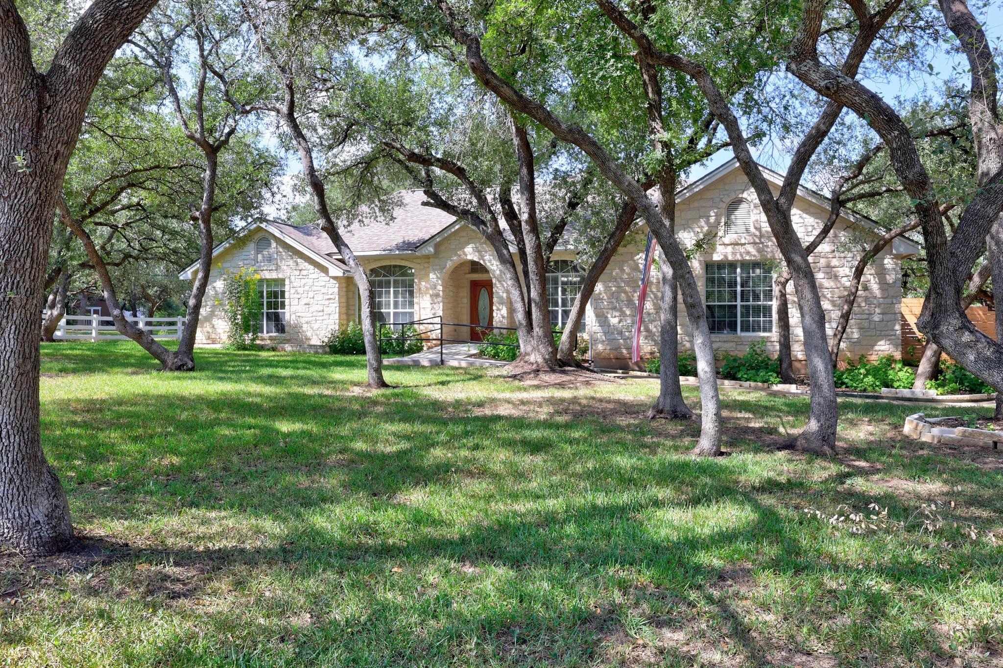 125 Ridgewood Cv, Georgetown, TX 78633