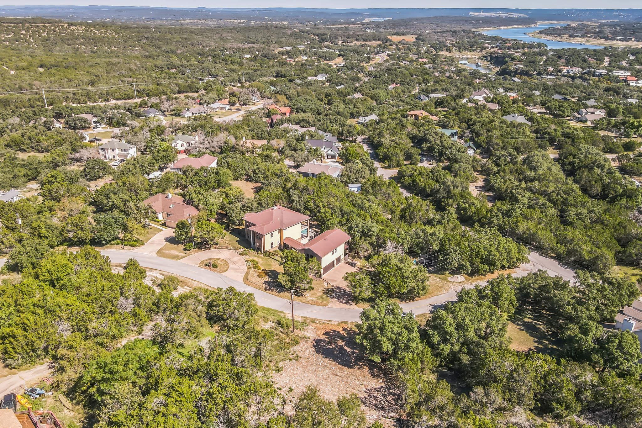 22305 Bute Dr, Spicewood, TX 78669