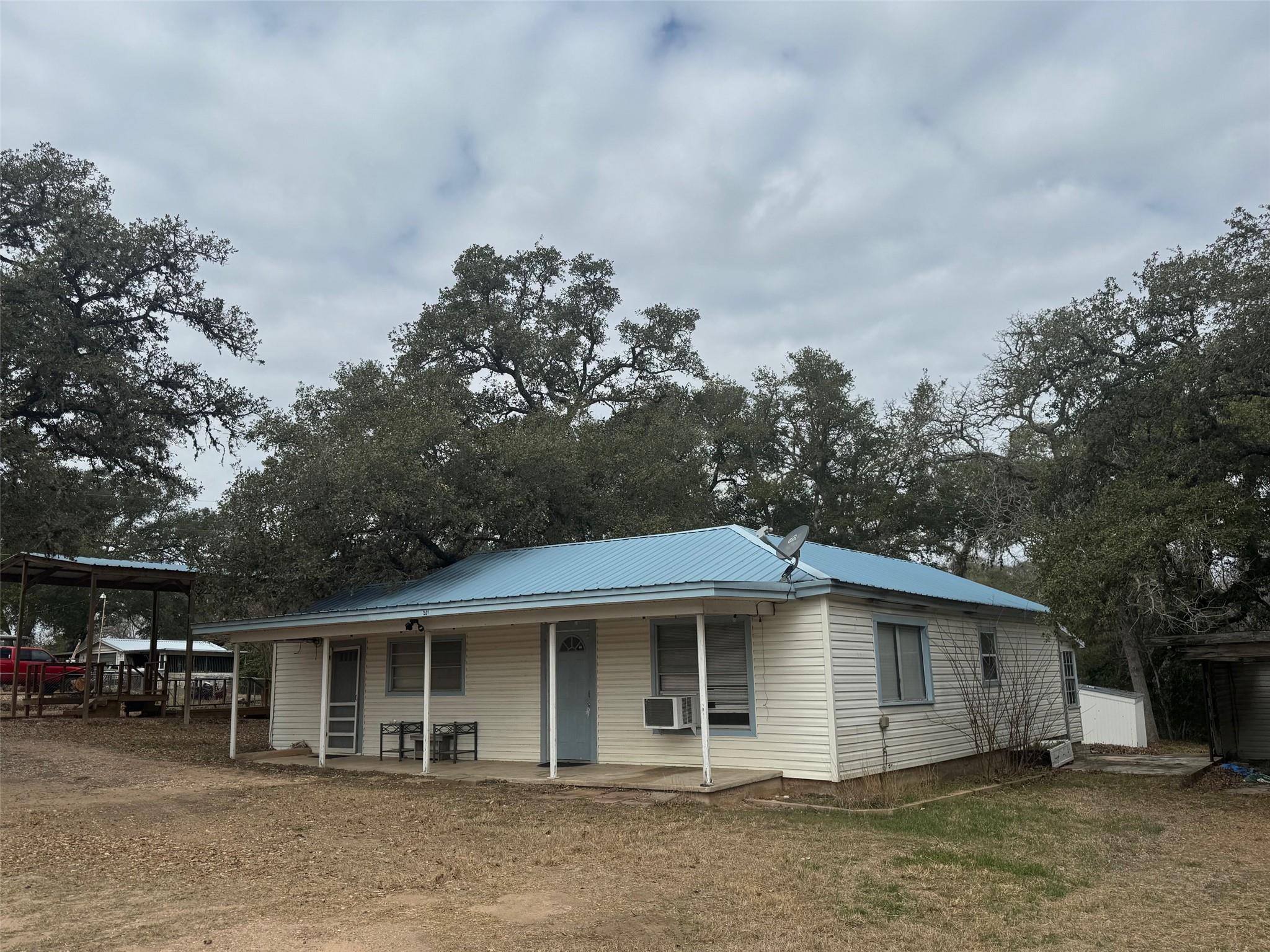 1501 State Hwy E. 71 Highway E, La Grange, TX 78945