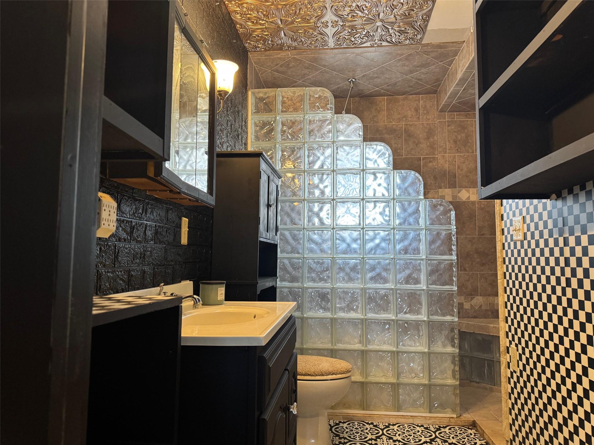 1501 State Hwy E. 71 Highway E, La Grange, TX 78945