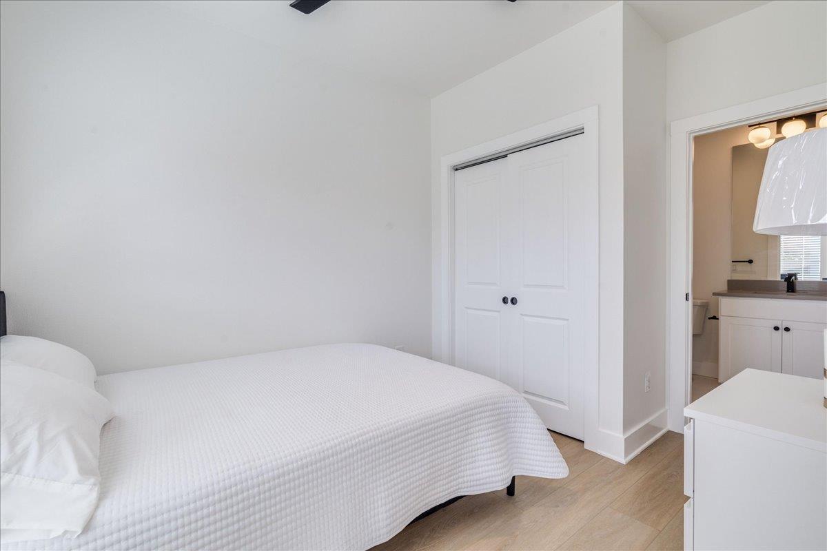 3000 Duval St # 302, Austin, TX 78705