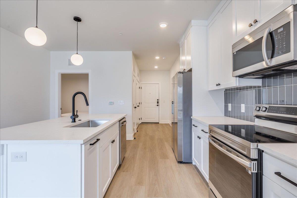 3000 Duval St # 302, Austin, TX 78705