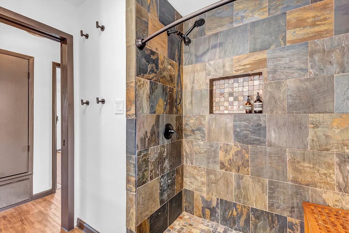 2307 Teri Rd, Austin, TX 78744