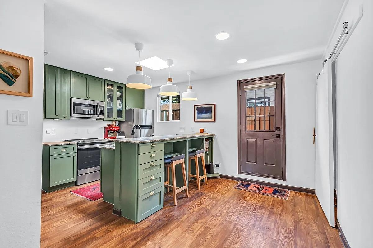 2307 Teri Rd, Austin, TX 78744