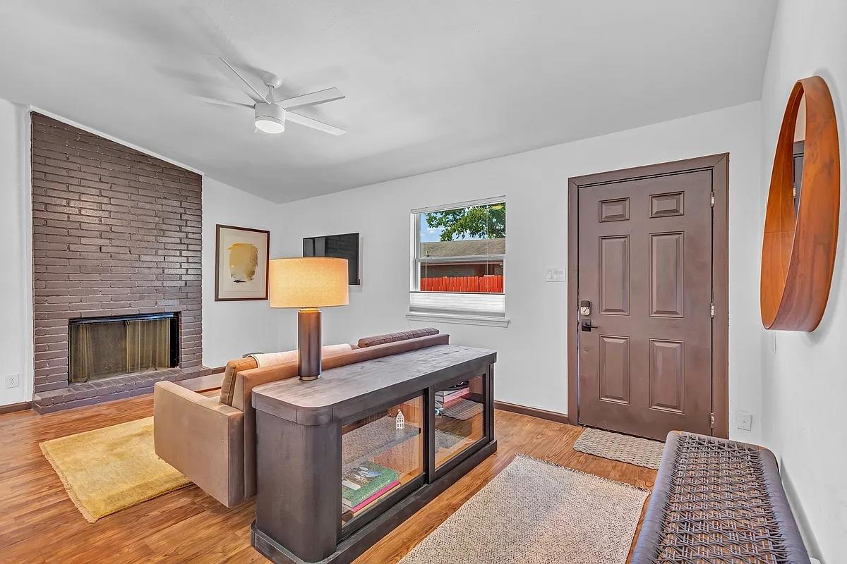 2307 Teri Rd, Austin, TX 78744