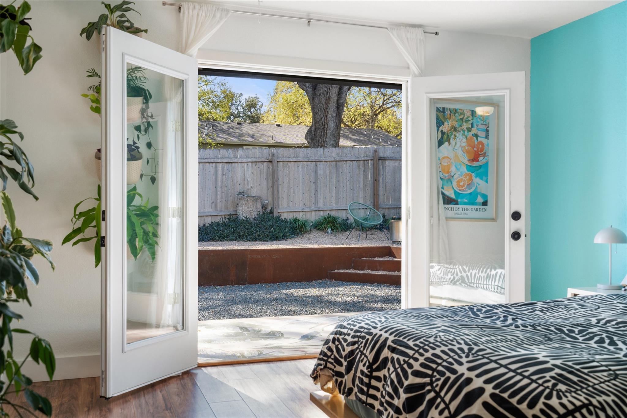 909 Milford Way # B, Austin, TX 78745