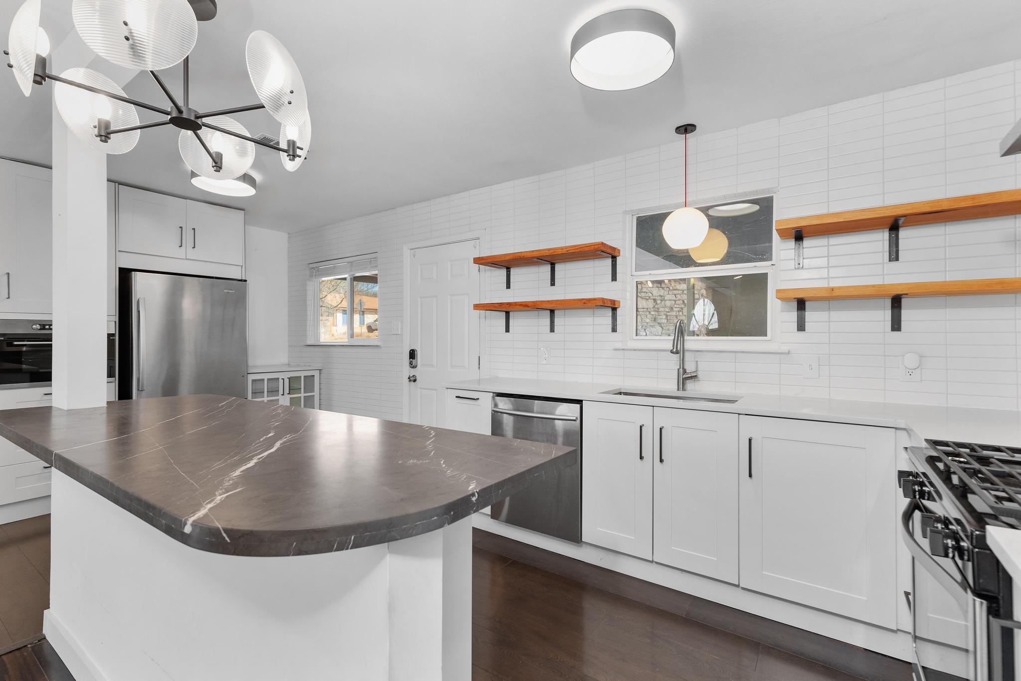 3001 Catalina Dr, Austin, TX 78741