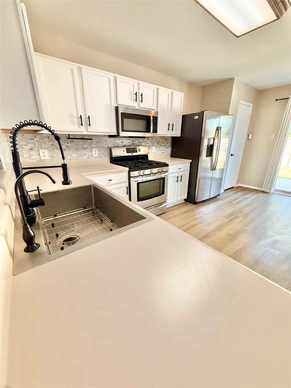 13000 Maidenhair Trl, Elgin, TX 78621