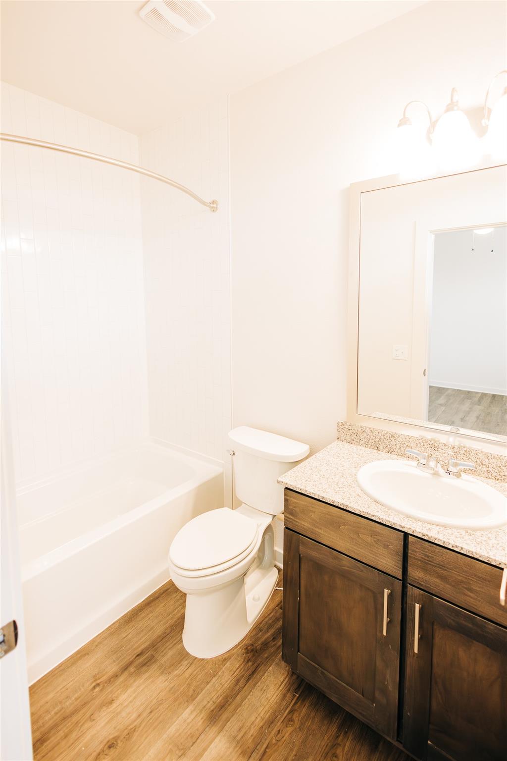 7051 Meadow Lake Blvd # 10103, Austin, TX 78744