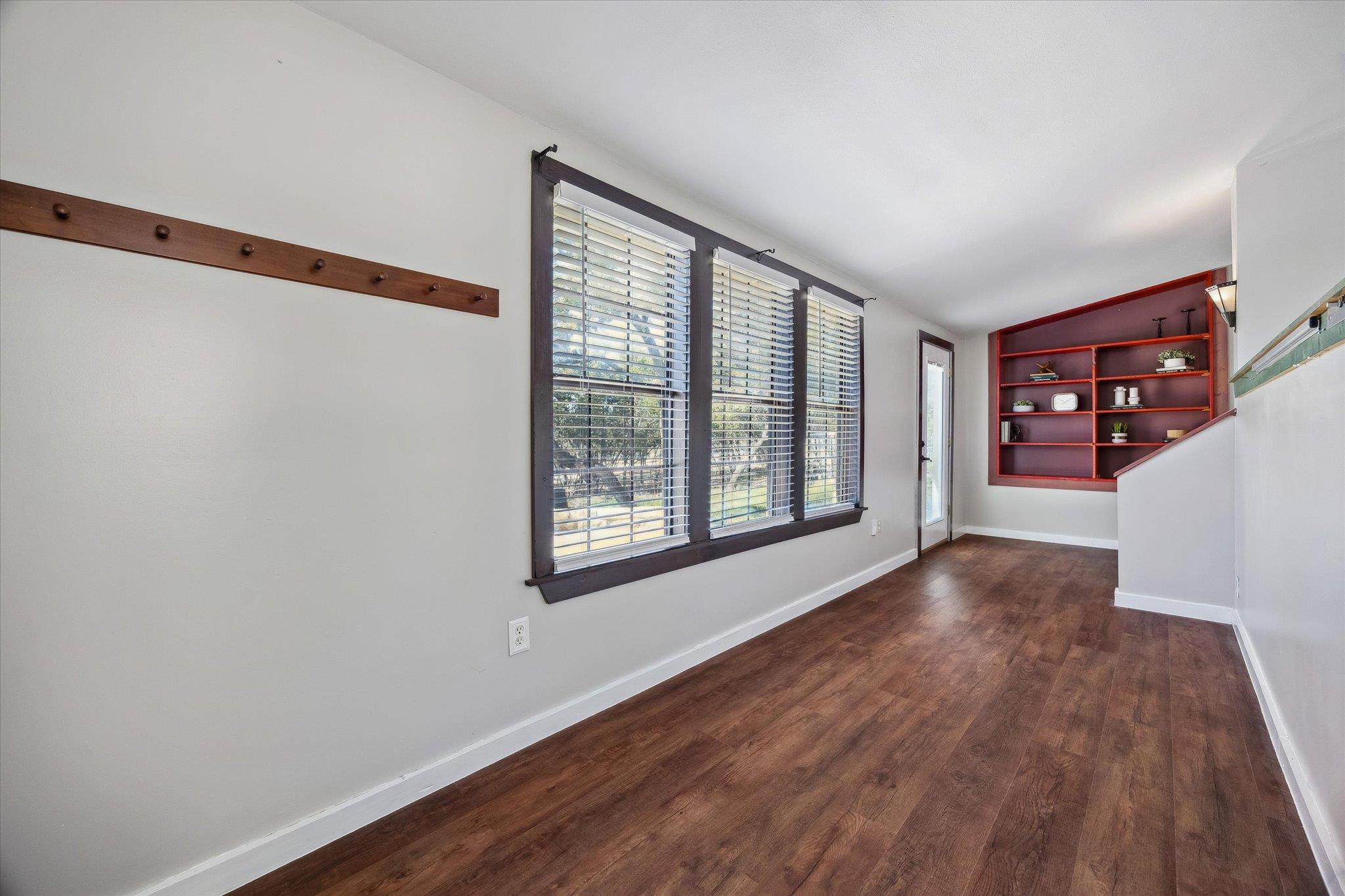 6810 Caudill Ln, Austin, TX 78738