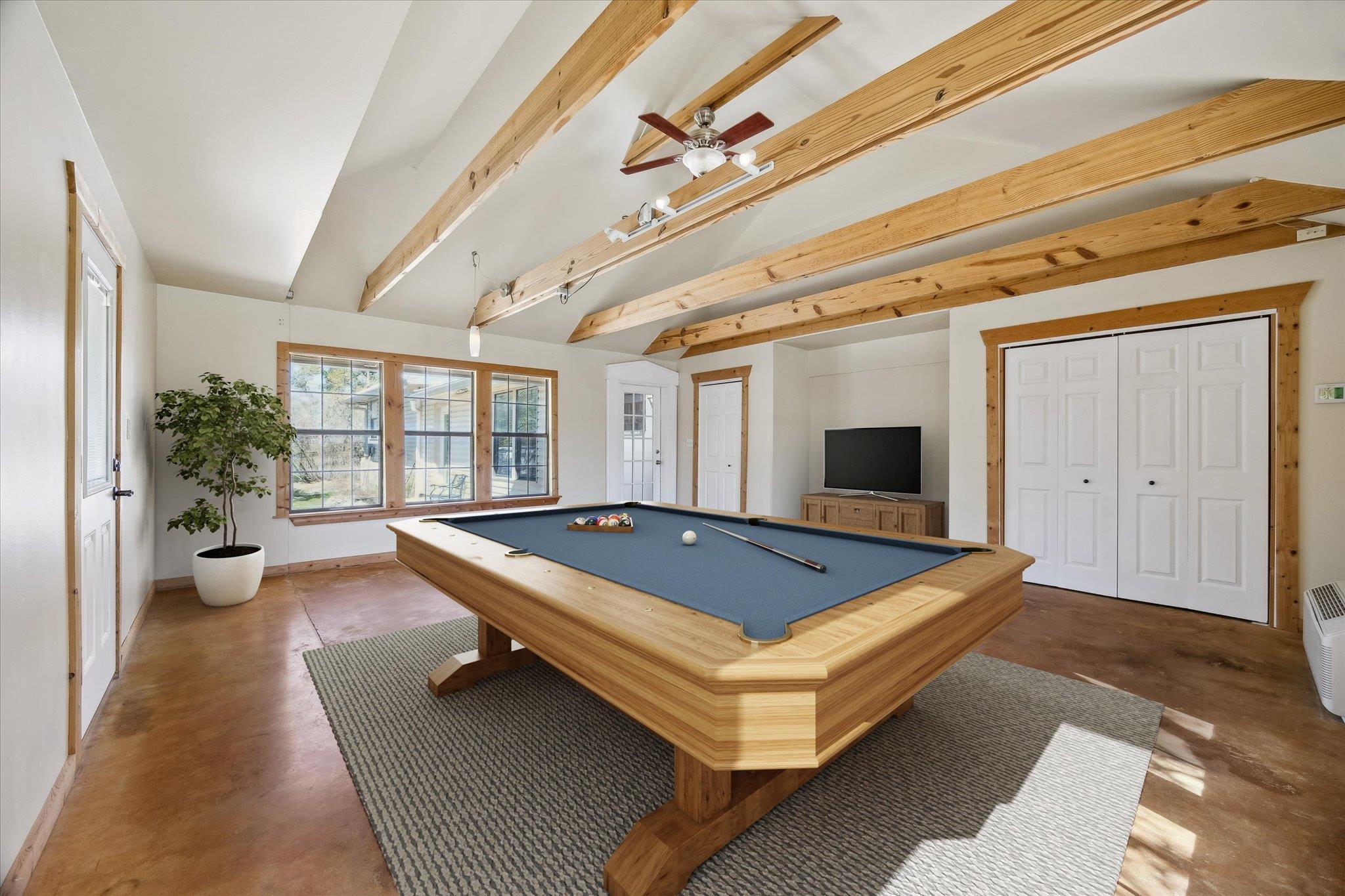 6810 Caudill Ln, Austin, TX 78738