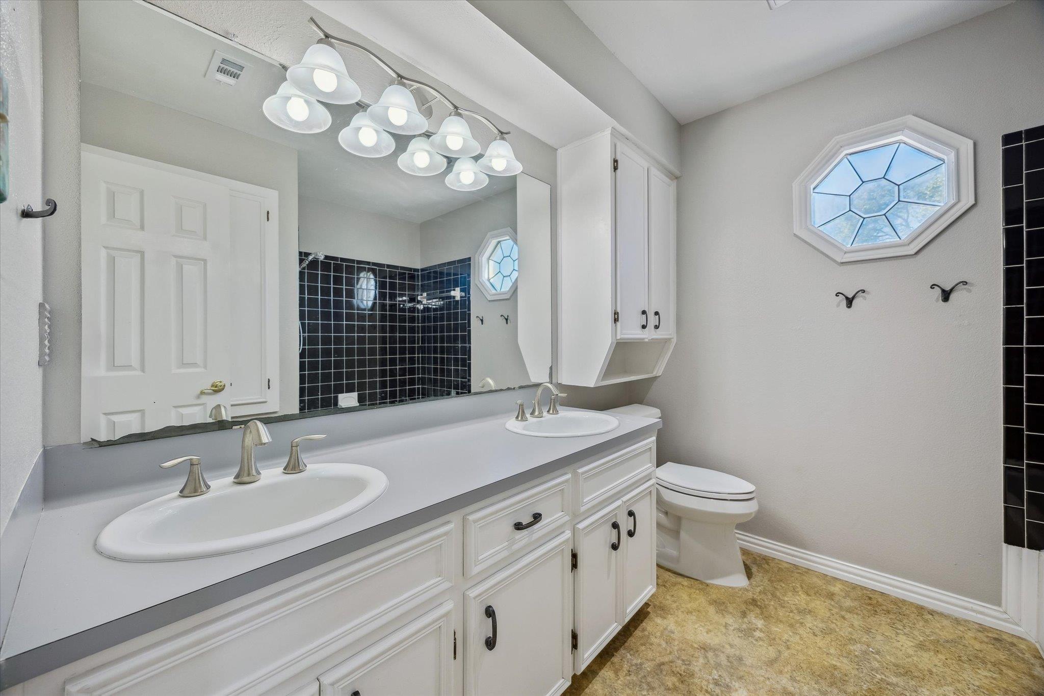 6810 Caudill Ln, Austin, TX 78738