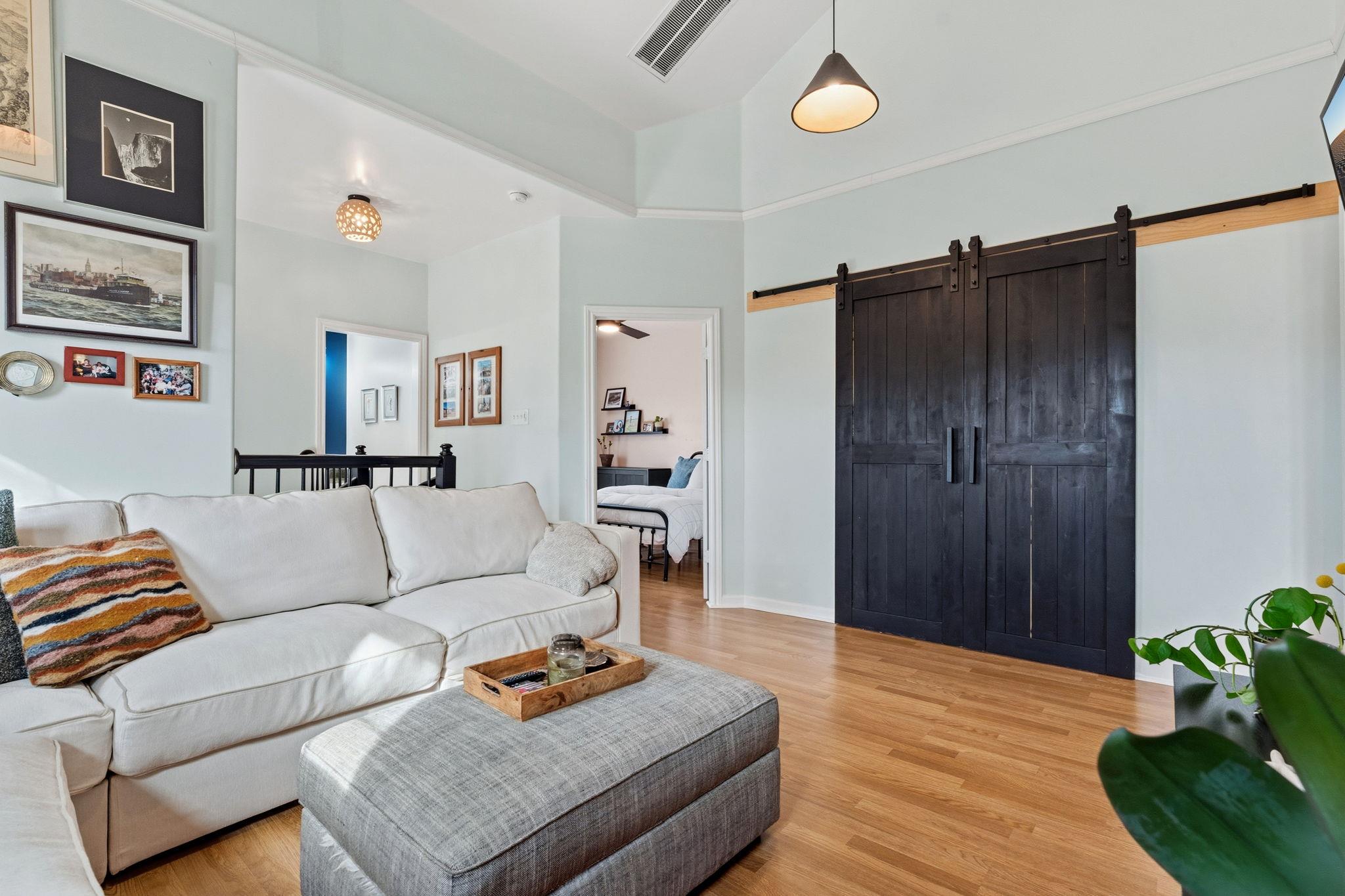 2931 E Martin Luther King Jr Blvd, Austin, TX 78702