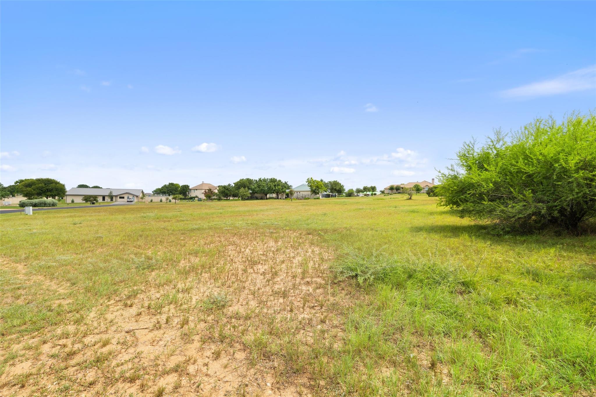26605 Woodpecker Trl, Spicewood, TX 78669