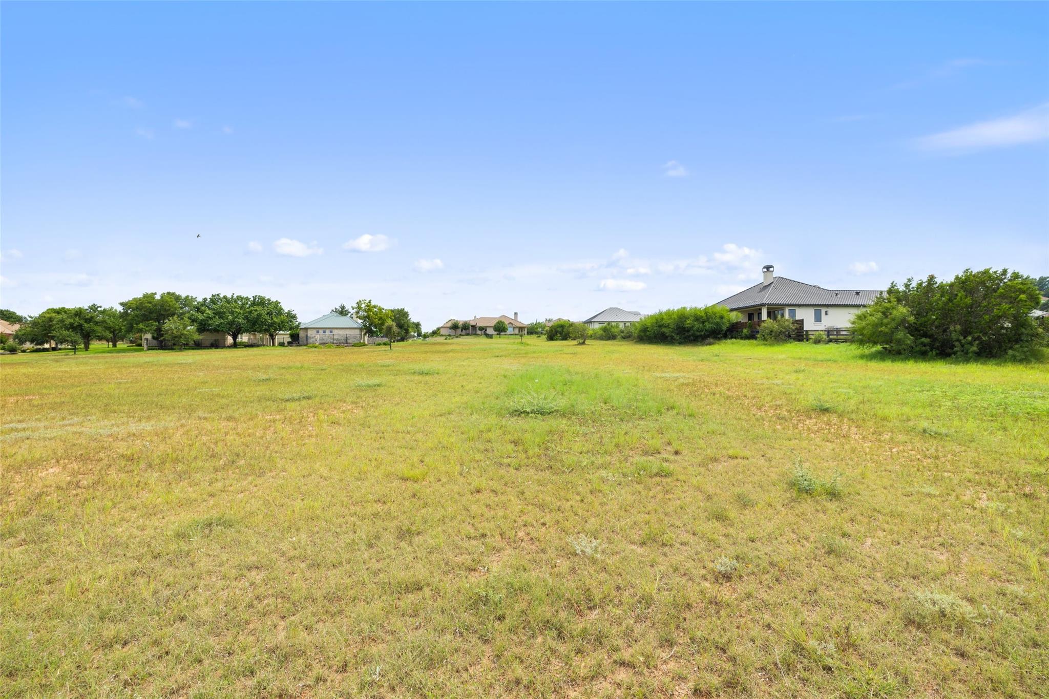 26605 Woodpecker Trl, Spicewood, TX 78669