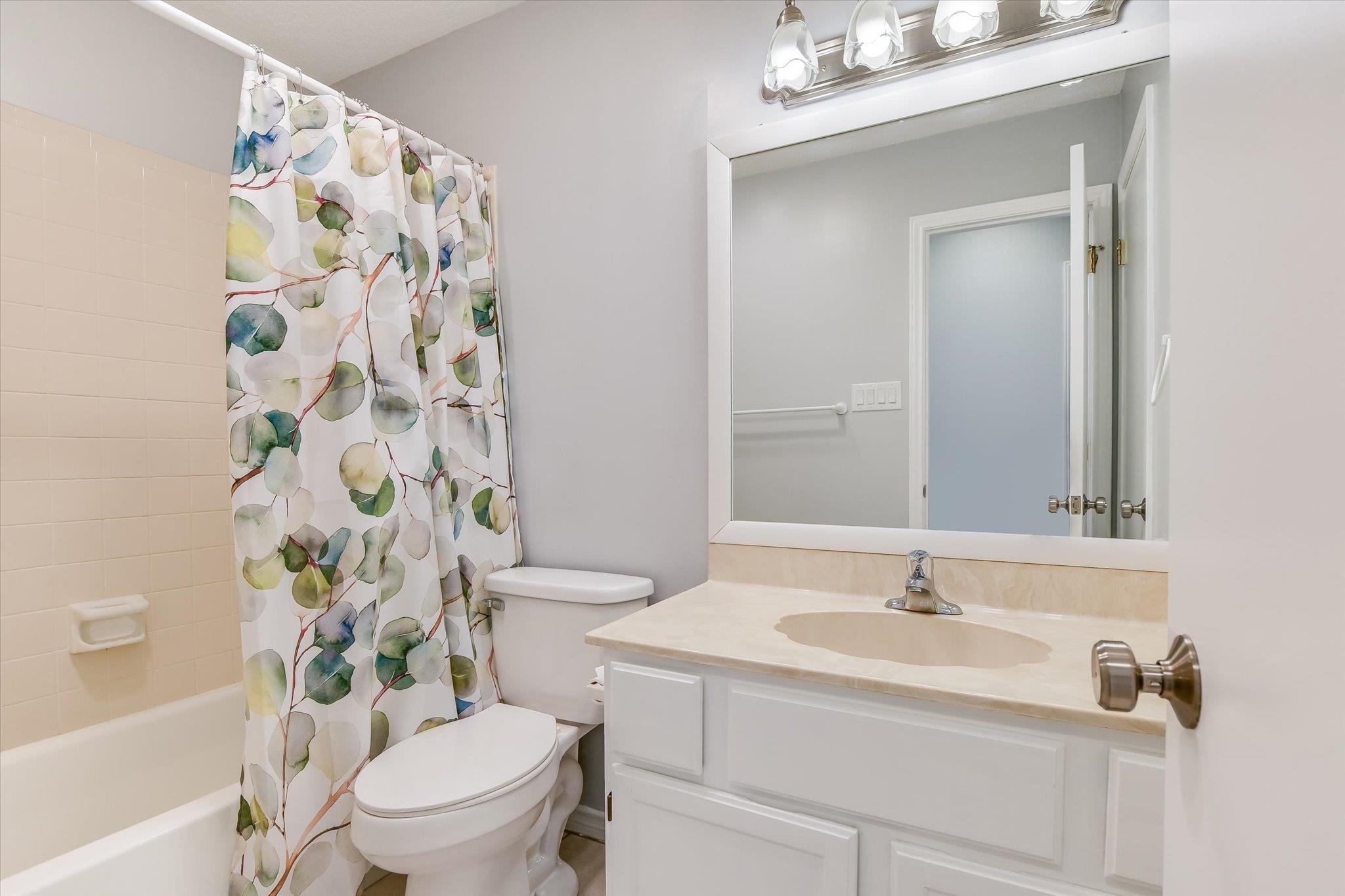 13401 Saddlebrook Trl, Austin, TX 78729