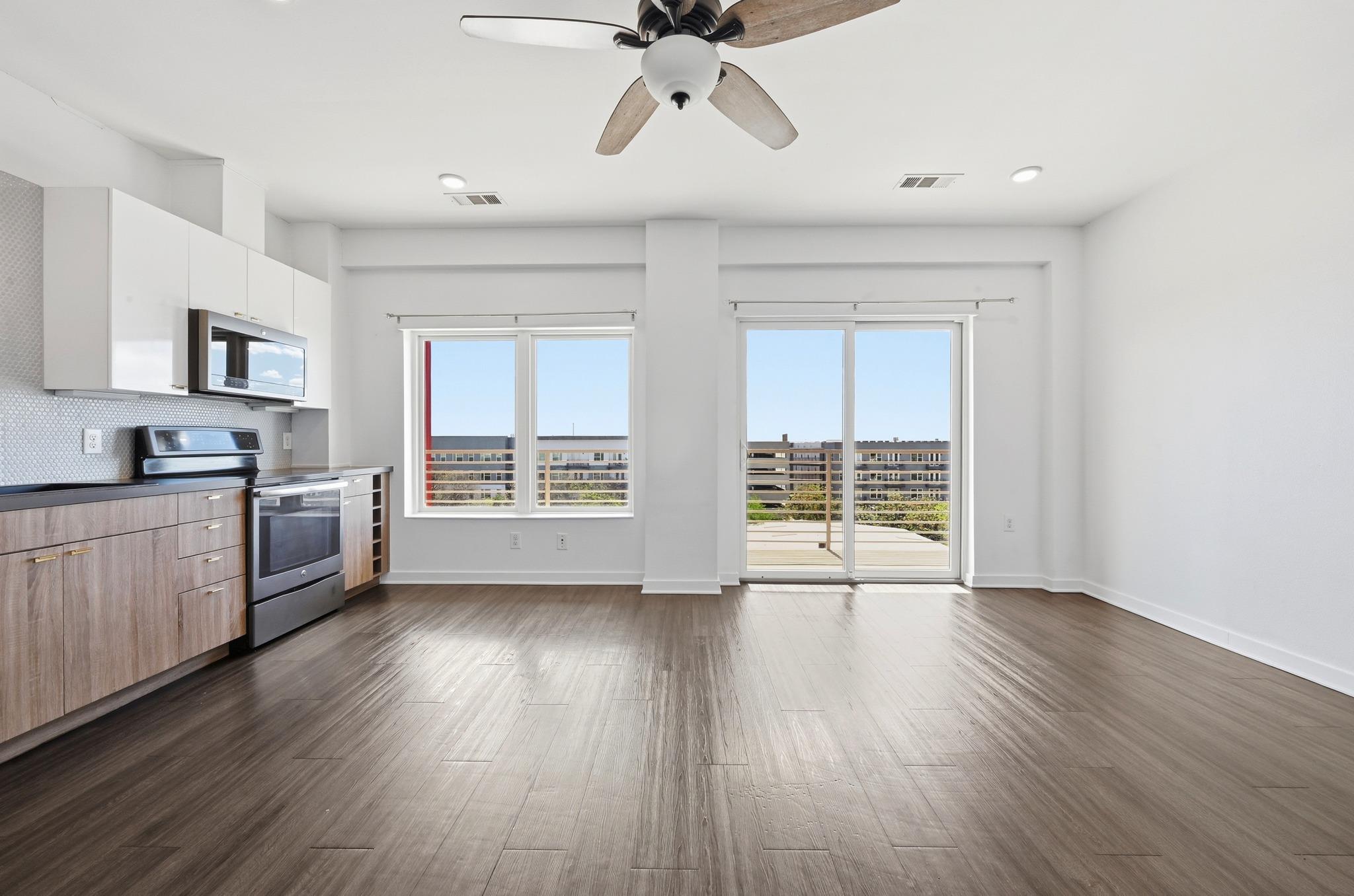 4361 S Congress Ave # 526, Austin, TX 78745