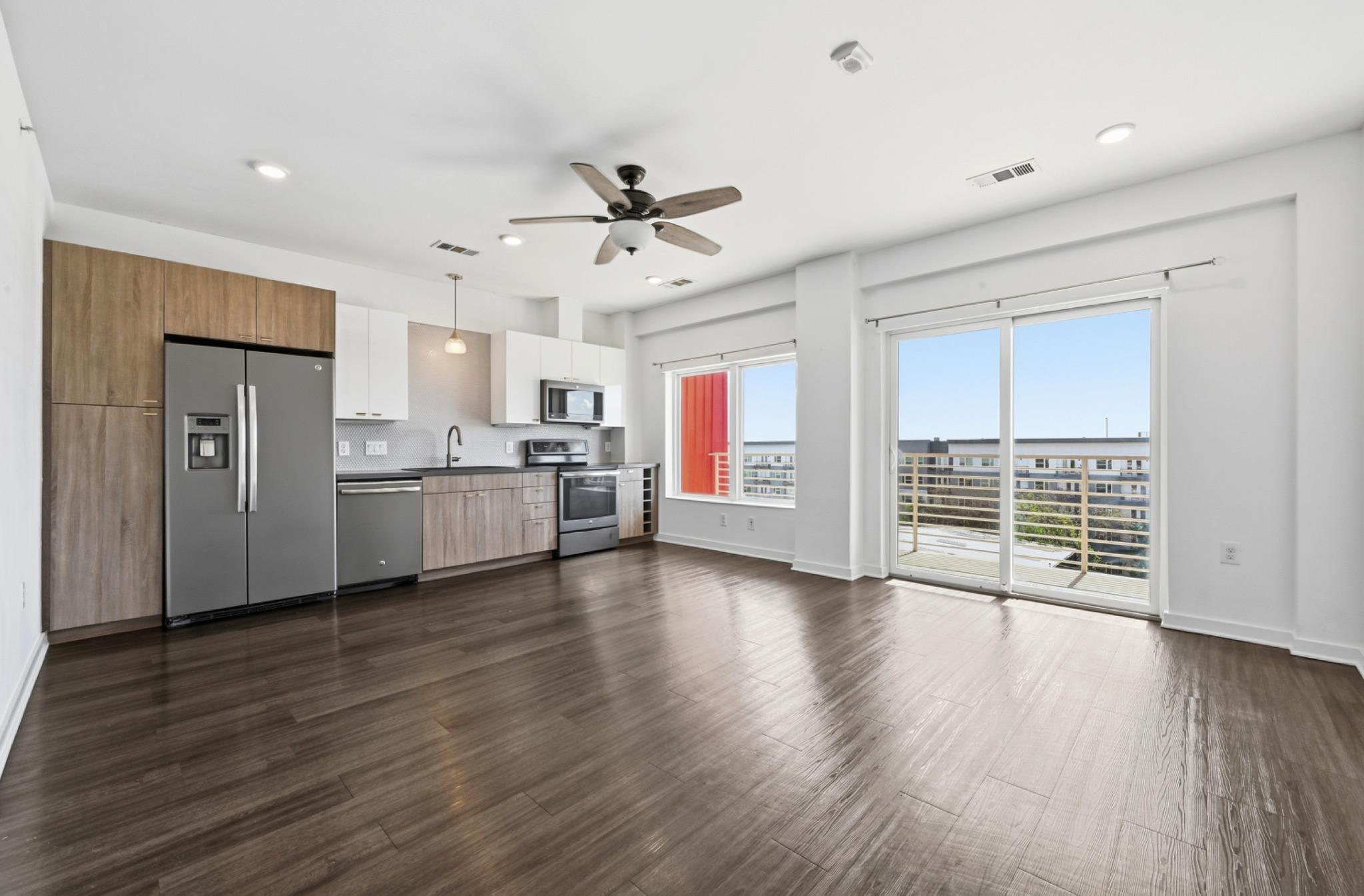 4361 S Congress Ave # 526, Austin, TX 78745