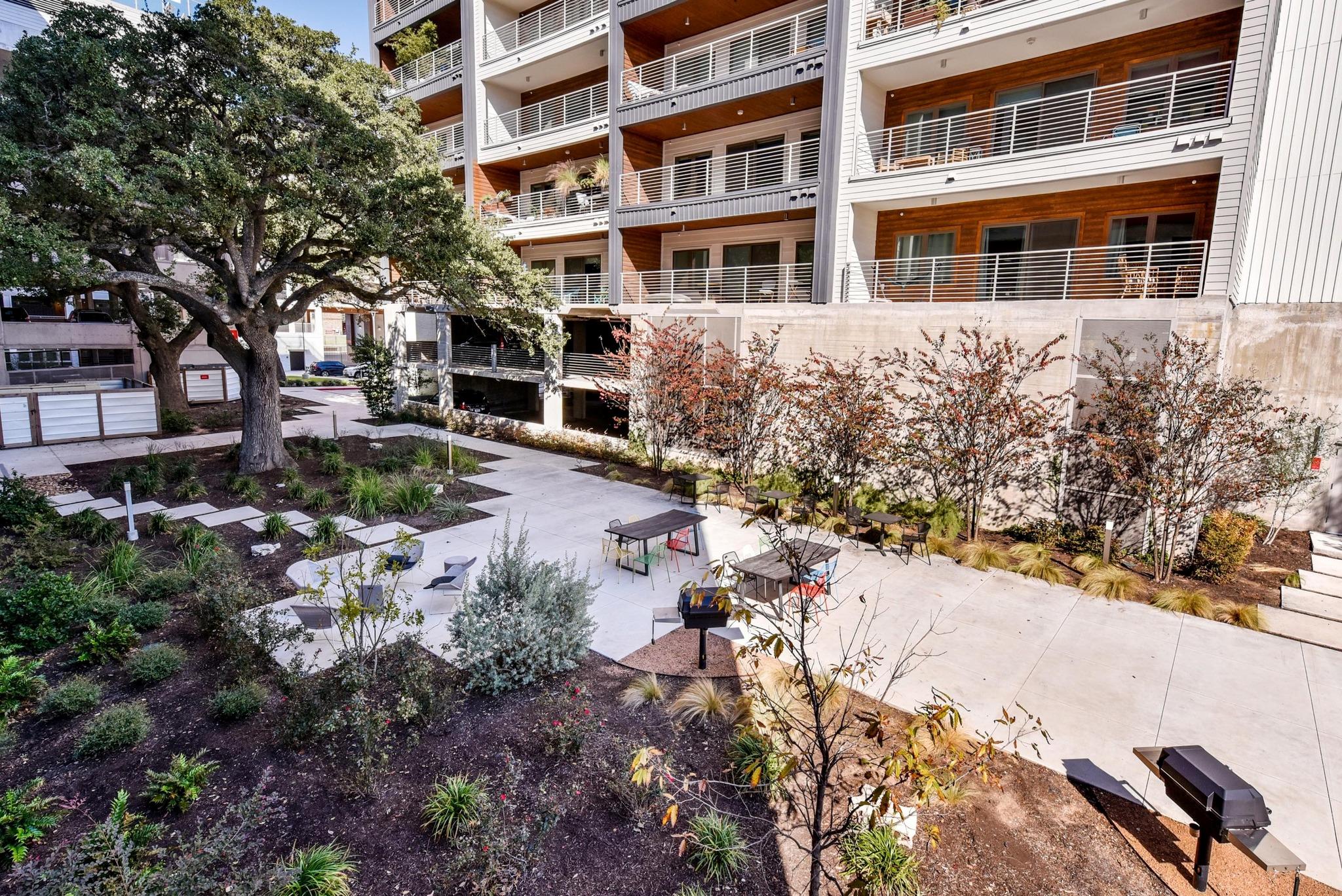 4361 S Congress Ave # 526, Austin, TX 78745
