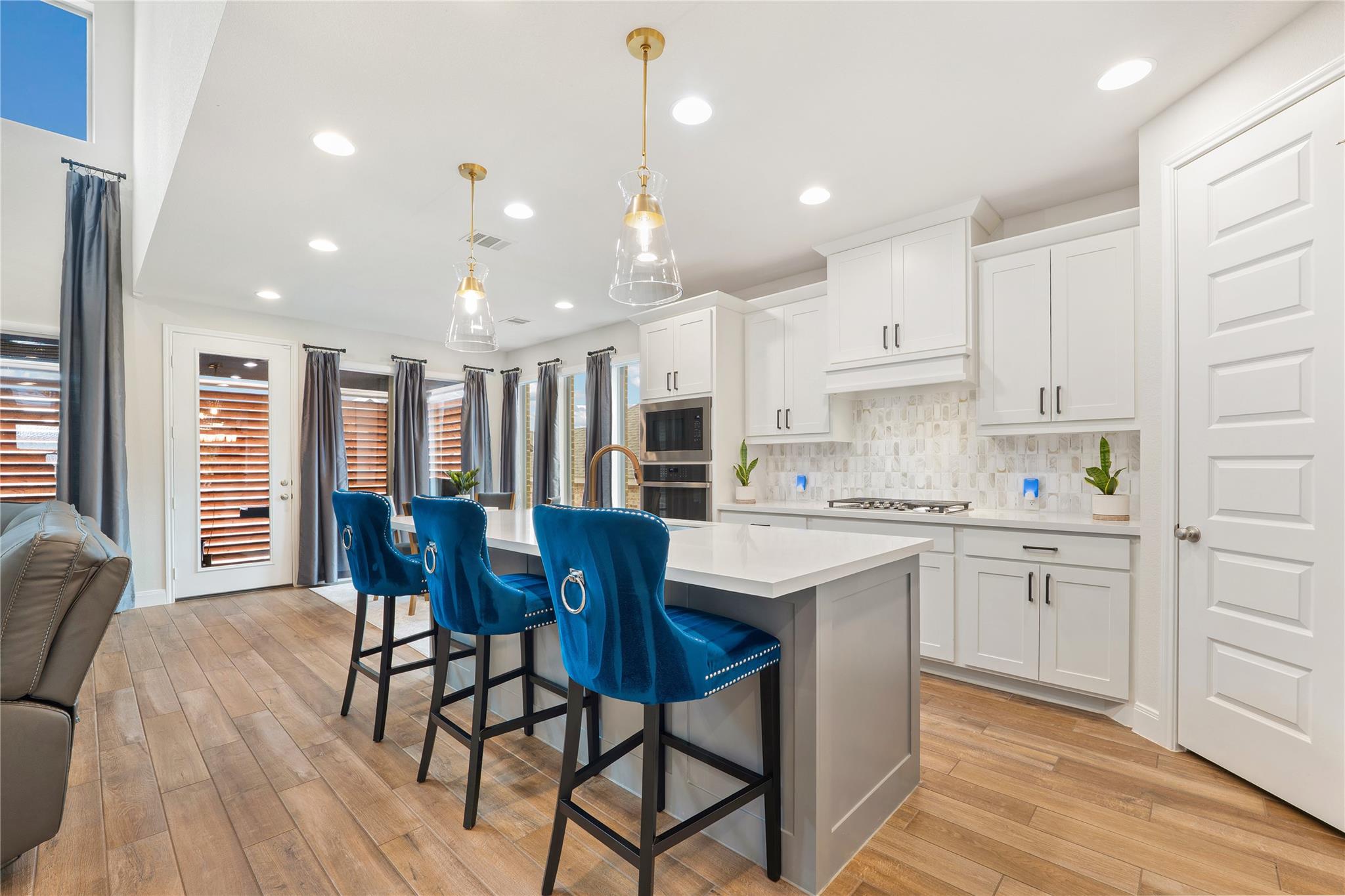 212 Gary Wayne Dr, Liberty Hill, TX 78642