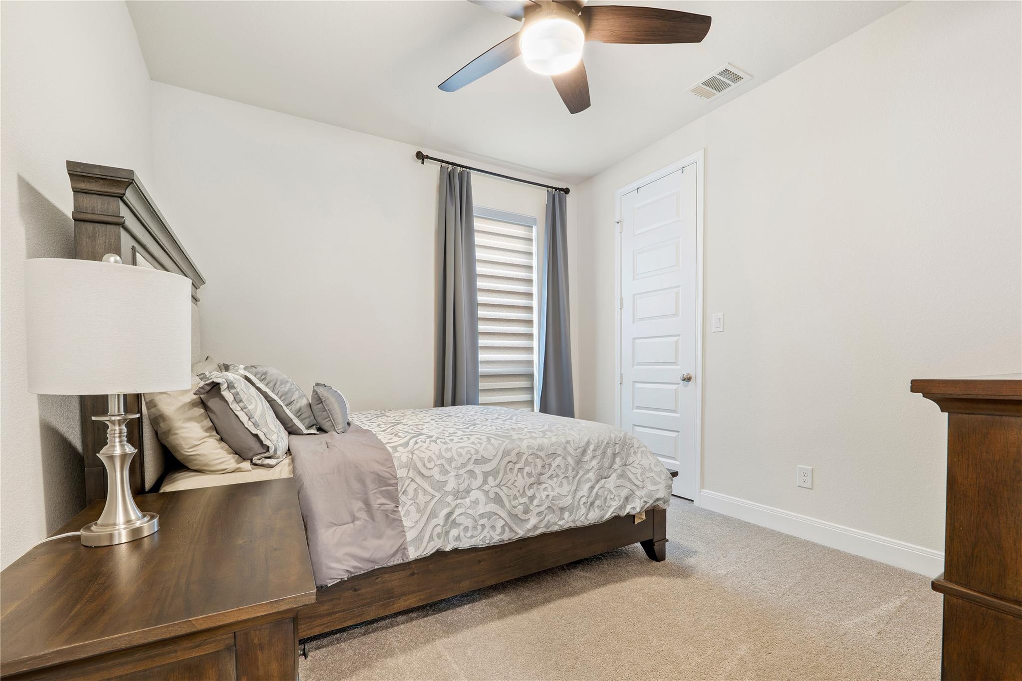 212 Gary Wayne Dr, Liberty Hill, TX 78642