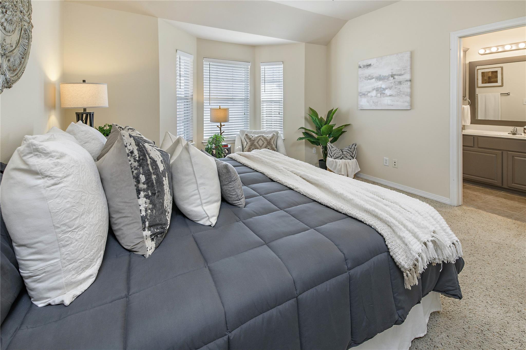 305 Holleman Dr E # 102, College Station, TX 77840