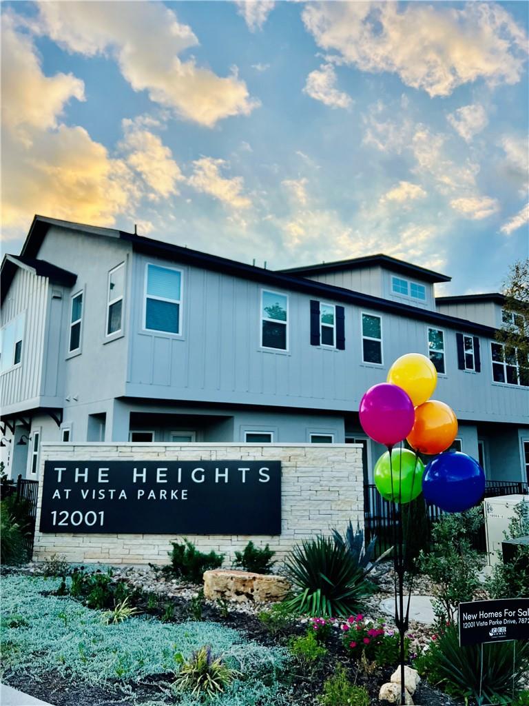 12001 Vista Parke Dr SW # 204, Austin, TX 78726