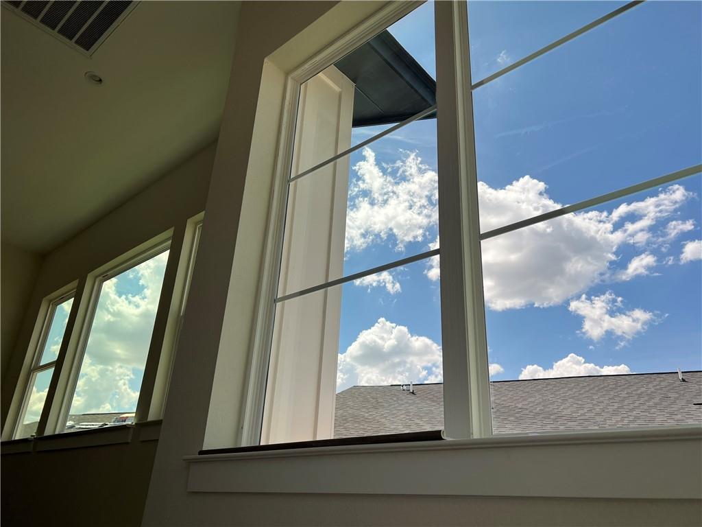 12001 Vista Parke Dr SW # 204, Austin, TX 78726