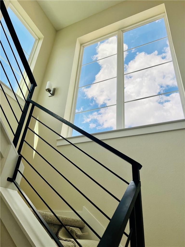 12001 Vista Parke Dr SW # 204, Austin, TX 78726