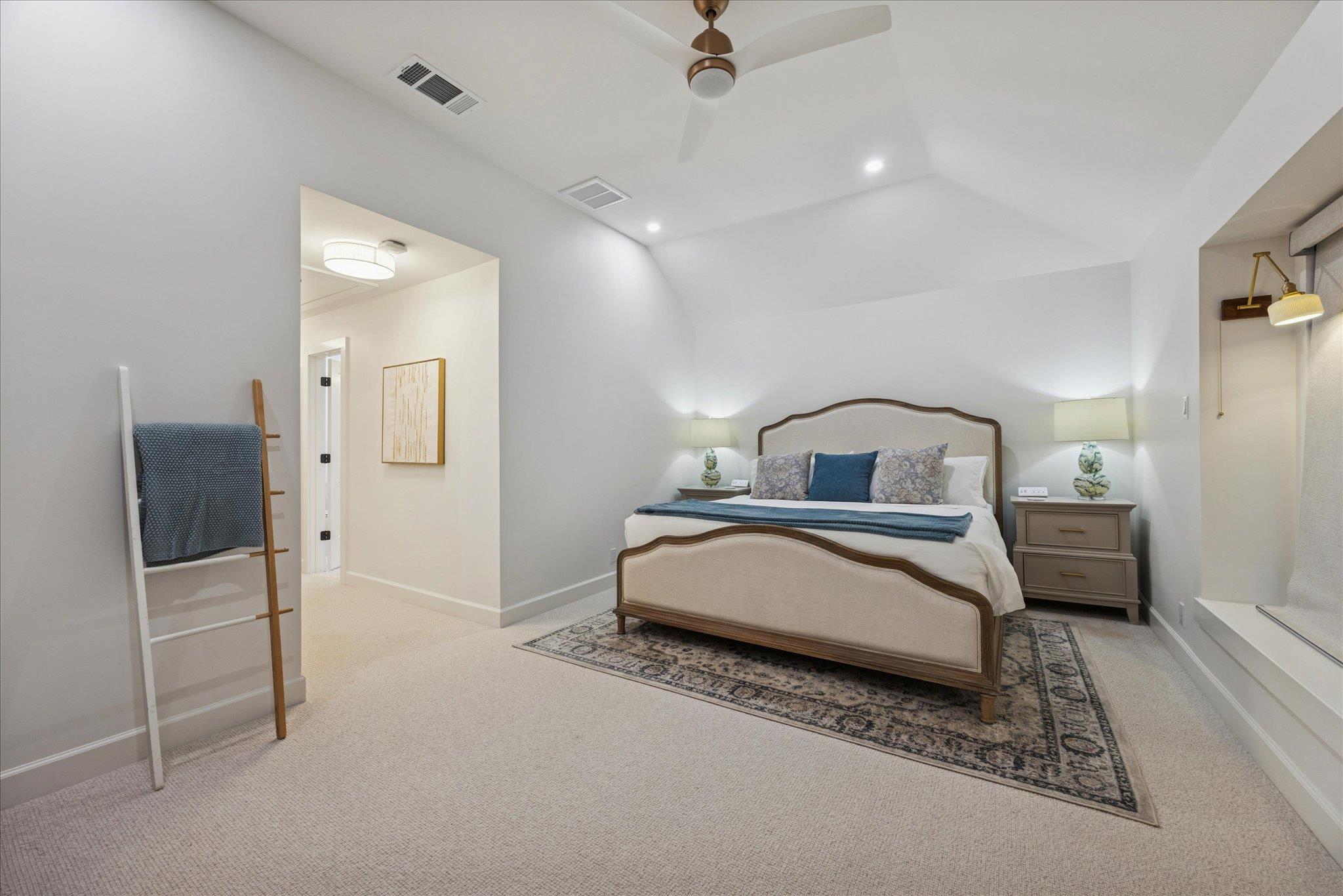 1024 Hidden Hills Dr, Dripping Springs, TX 78620