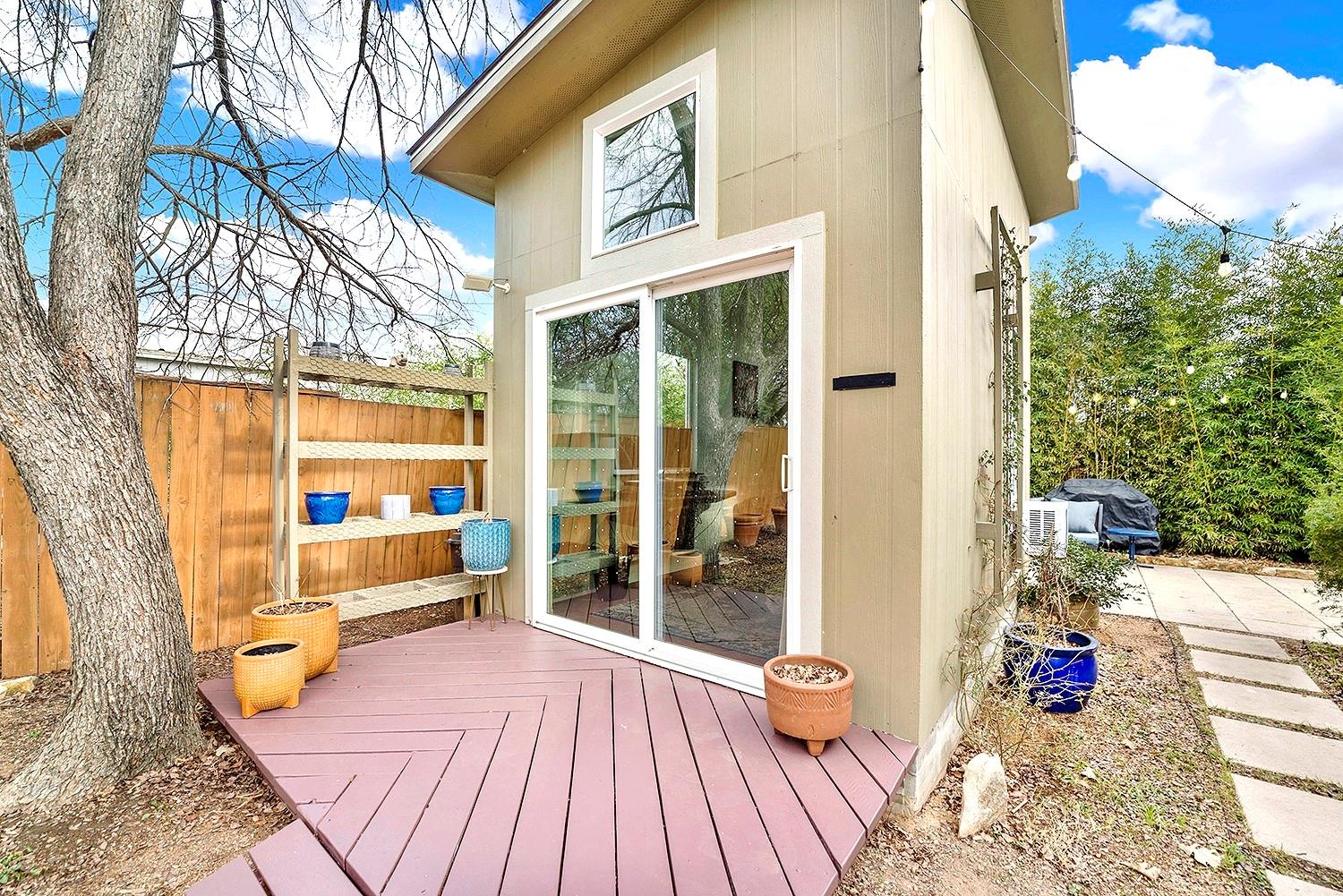 117 S Wilson St, San Marcos, TX 78666