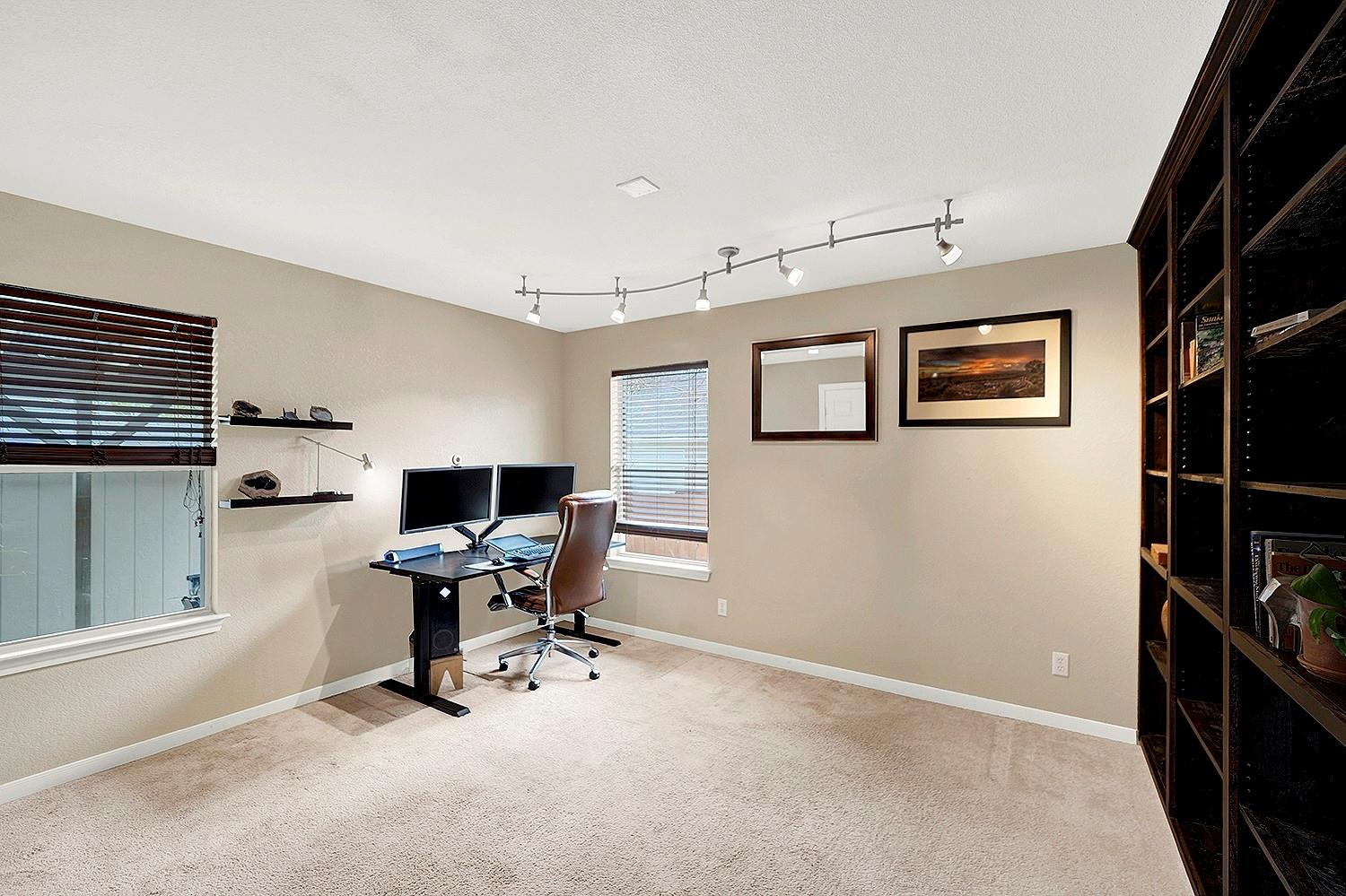 117 S Wilson St, San Marcos, TX 78666