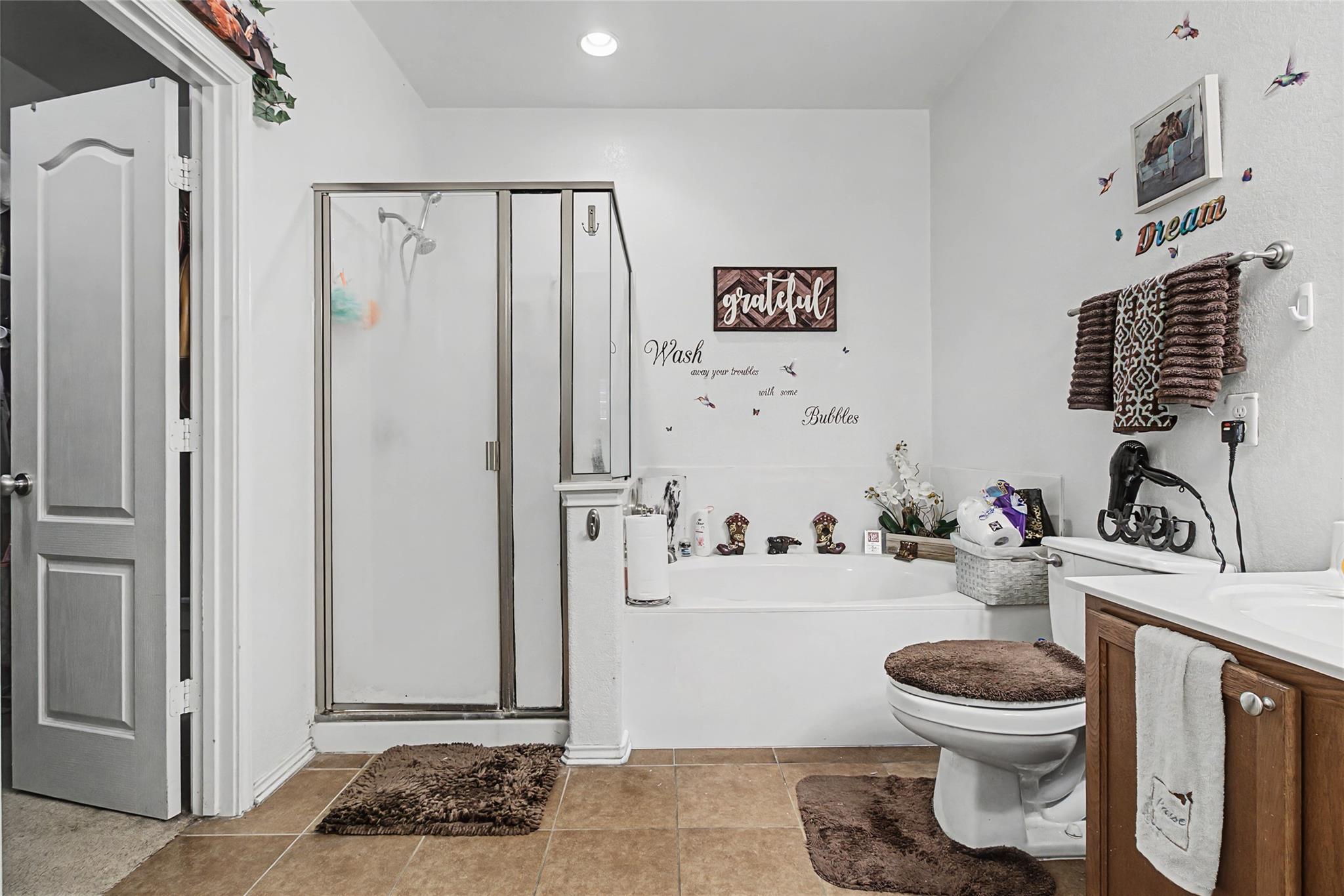 344 Matthews Ln, Kyle, TX 78640