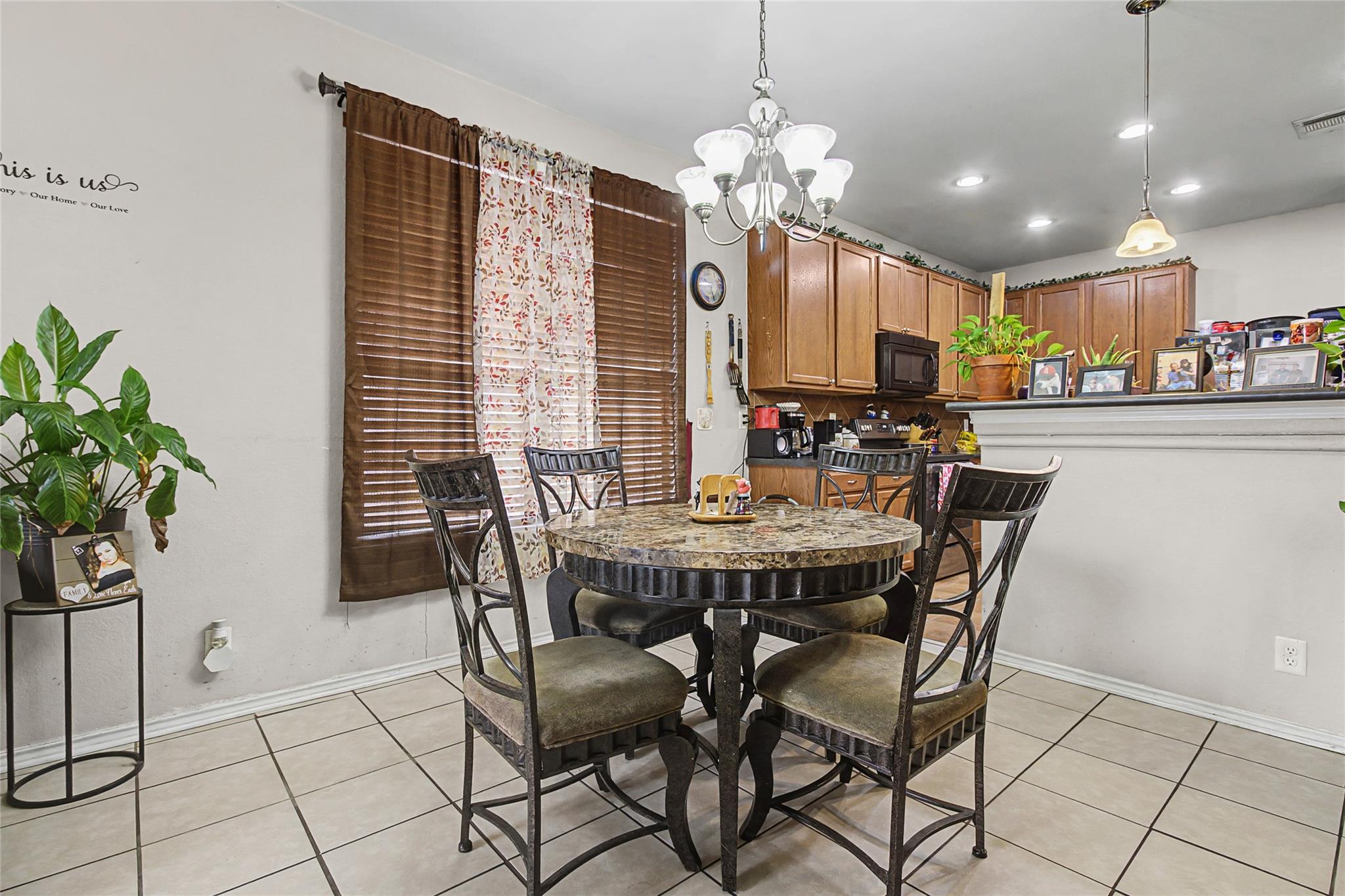 344 Matthews Ln, Kyle, TX 78640