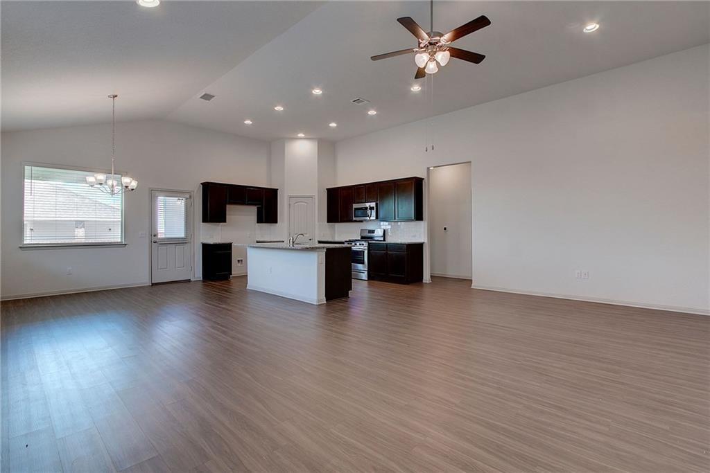 18521 Urbano Dr, Pflugerville, TX 78660