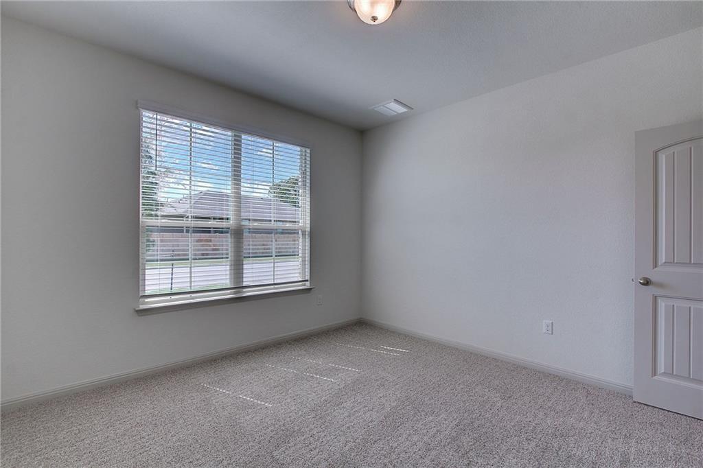 18521 Urbano Dr, Pflugerville, TX 78660