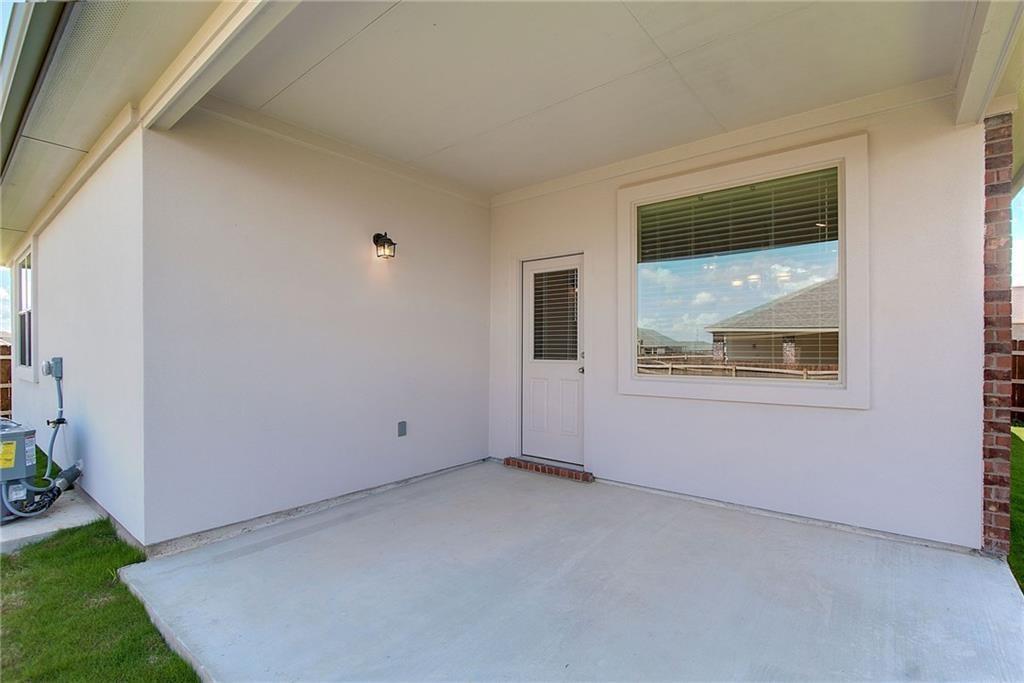 18521 Urbano Dr, Pflugerville, TX 78660