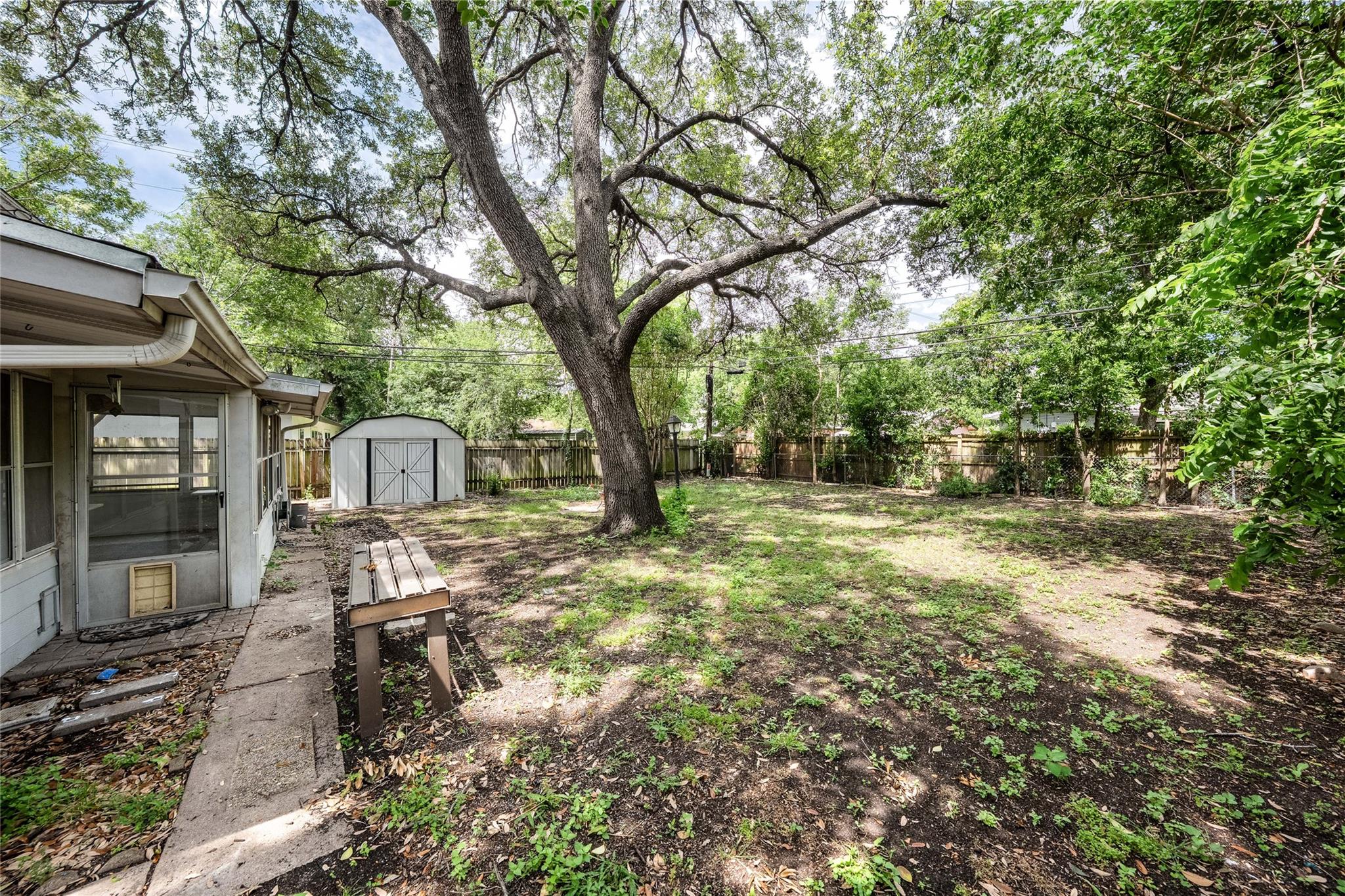 6704 Dubuque Ln, Austin, TX 78723