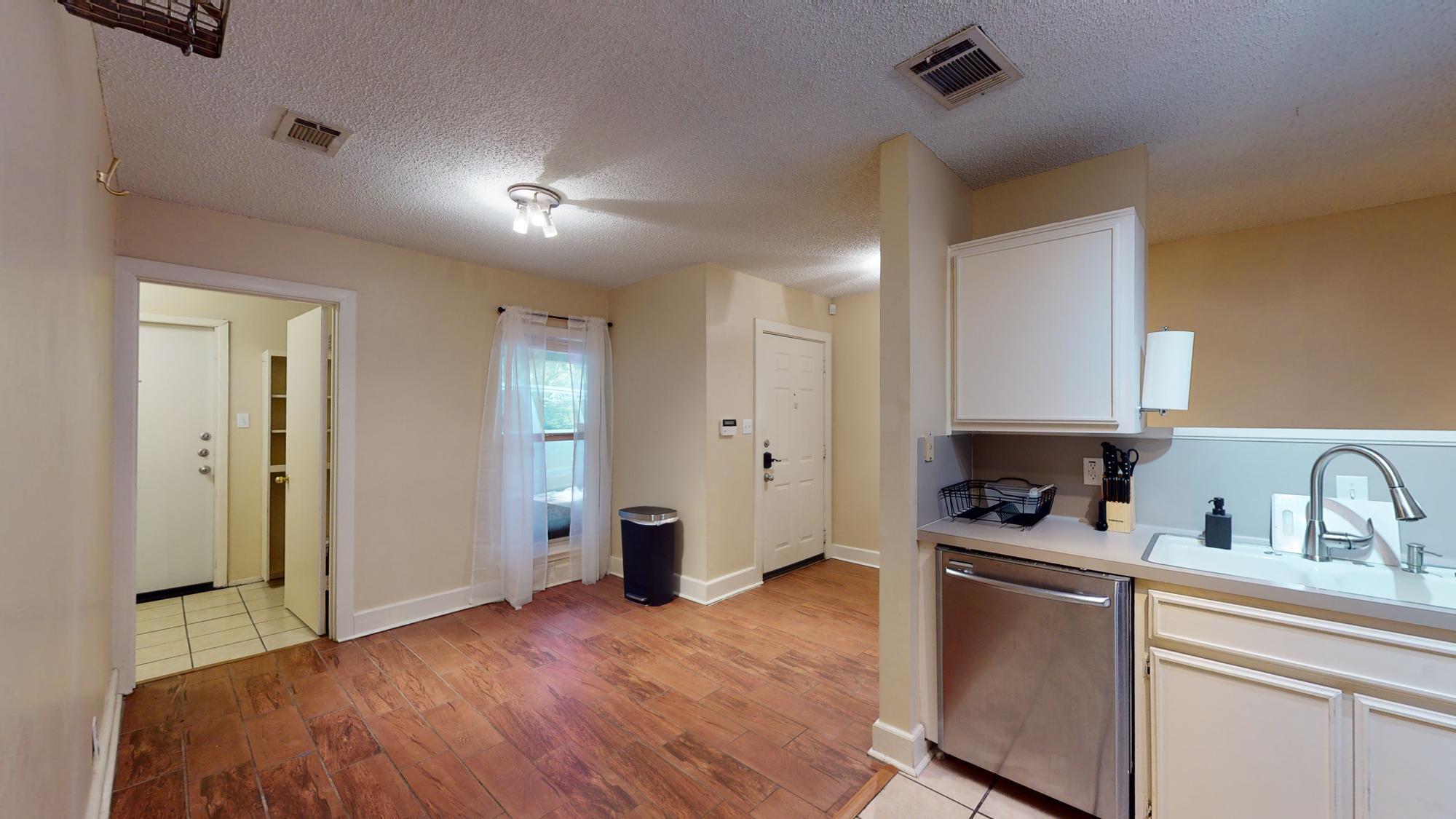 9104 Quail Creek Dr # A, Austin, TX 78758