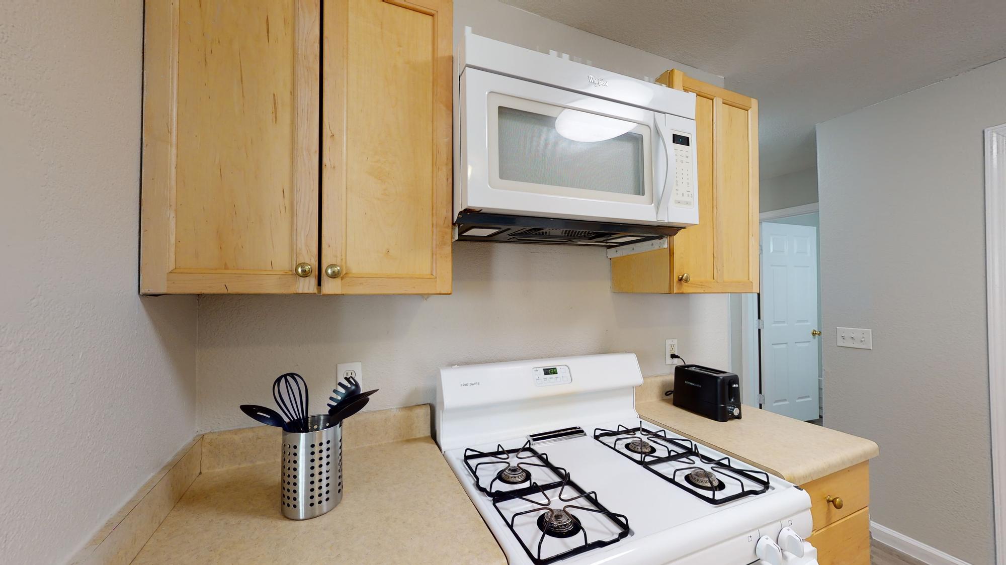 5105 Spruce Cv # B, Austin, TX 78744