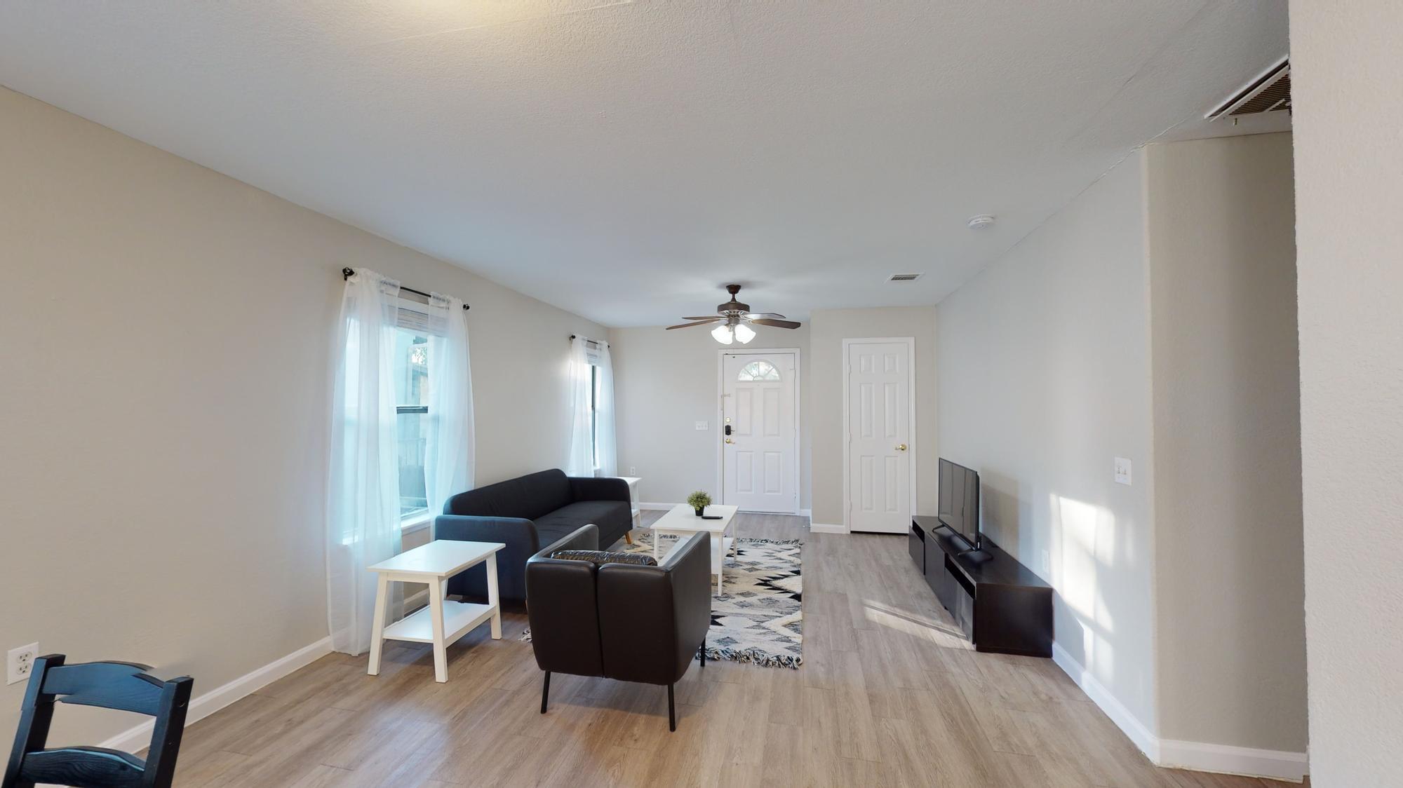 5105 Spruce Cv # B, Austin, TX 78744