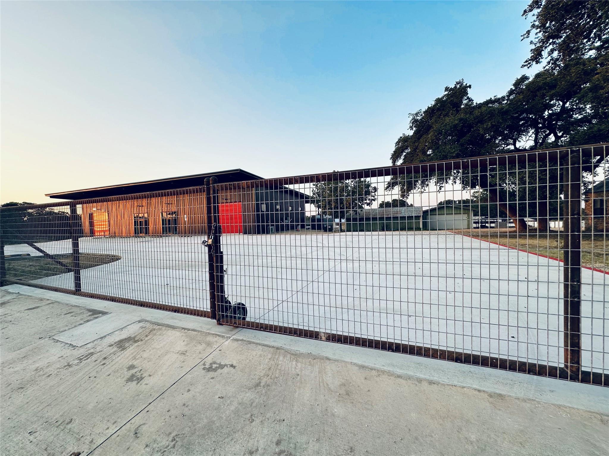 4272 FM 2484 # Bldg 1 Unit B, Salado, TX 76571